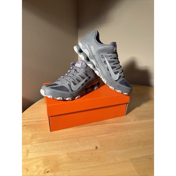 Nike Reax 8 TR Mesh Men\'s Workout Shoes US 10.5 Cool Grey & Wolf Grey 621716-010 main image 11